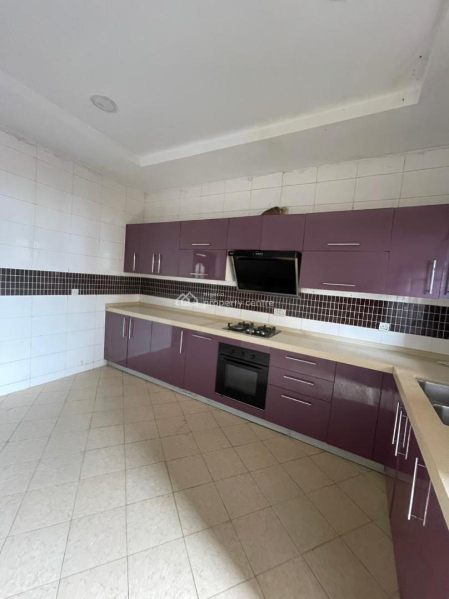 3 Bedroom Apartment, Lekki Phase 1, Lekki, Lagos, Flat / Apartment for Rent