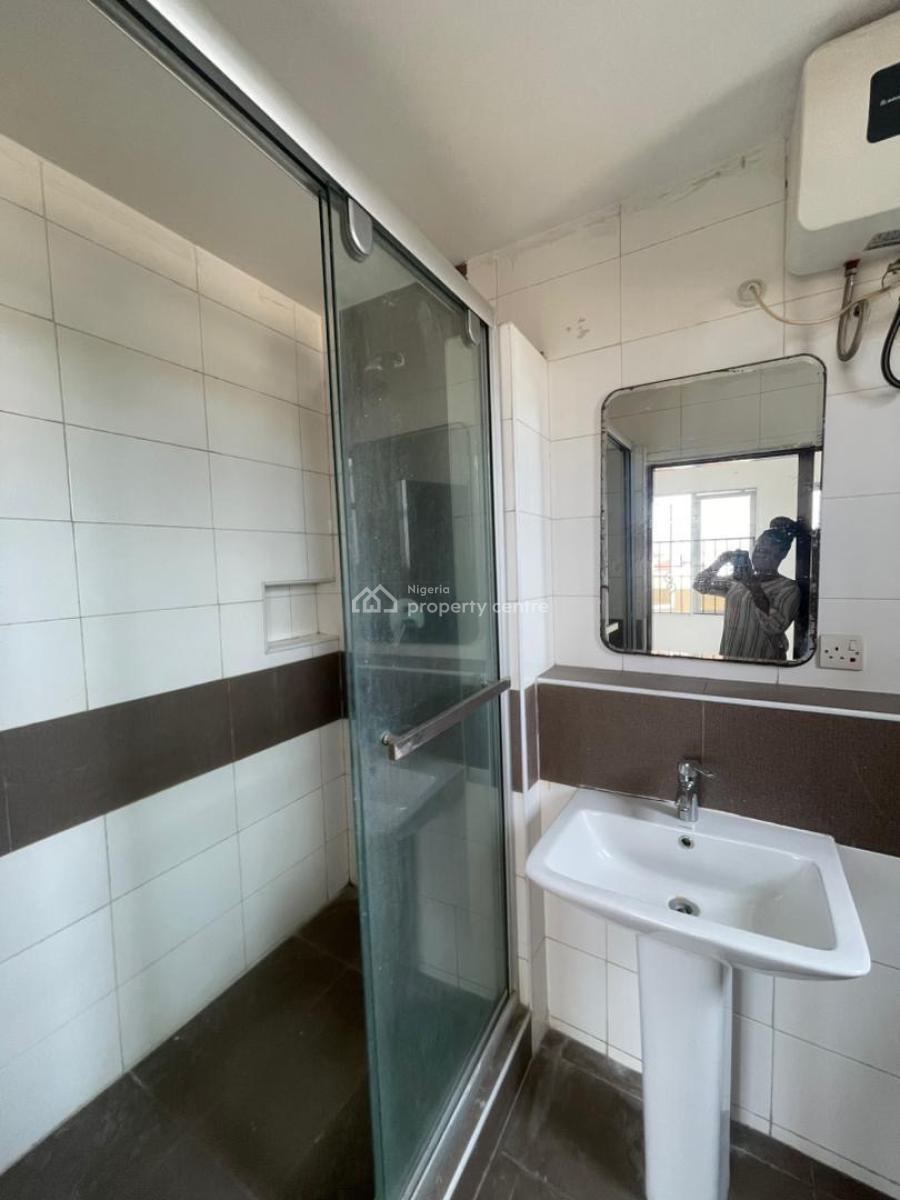 3 Bedroom Apartment, Lekki Phase 1, Lekki, Lagos, Flat / Apartment for Rent