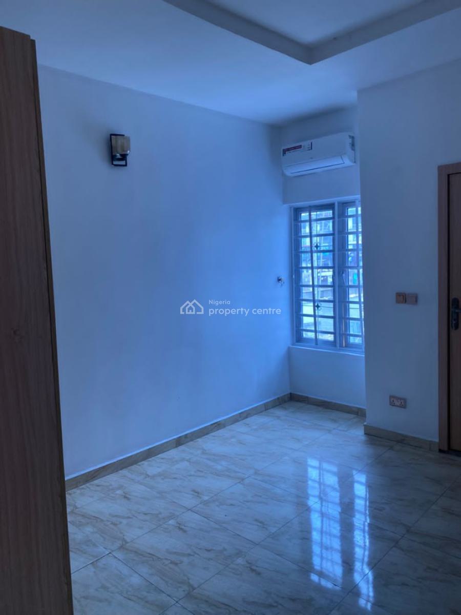Executive and Well Maintained 4 Bedroom Terrace Duplex, Fully Serviced, Bliss Court Estate’ Orchid Road, Lekki Expressway, Lekki, Lagos, Terraced Duplex for Rent