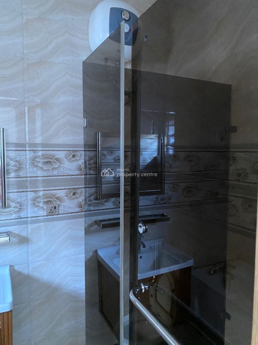 Executive and Well Maintained 4 Bedroom Terrace Duplex, Fully Serviced, Bliss Court Estate’ Orchid Road, Lekki Expressway, Lekki, Lagos, Terraced Duplex for Rent