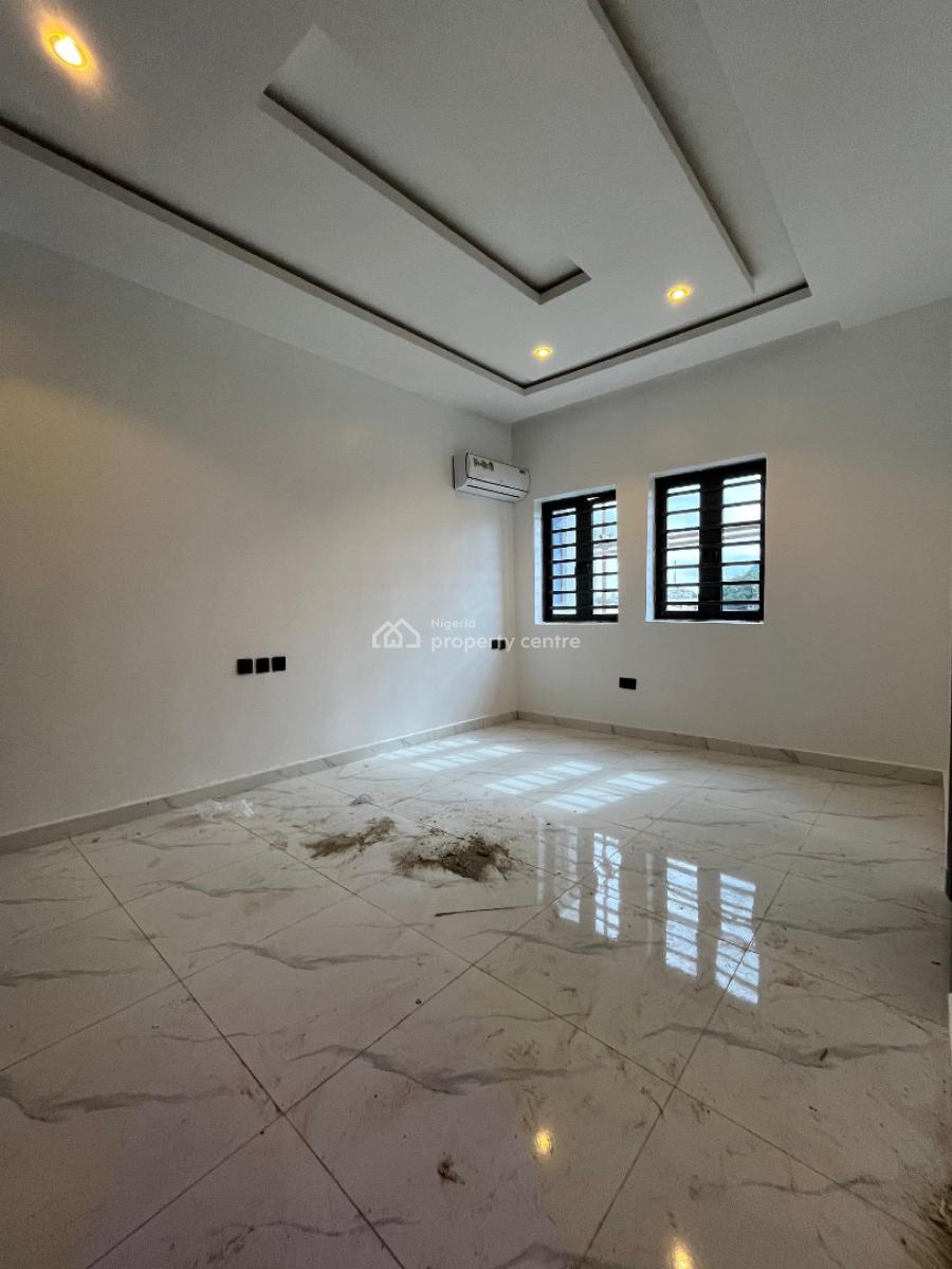 Newly Built 3 Bedroom Apartment in a Very Good Neighborhood, Maryland, Lagos, Flat / Apartment for Sale