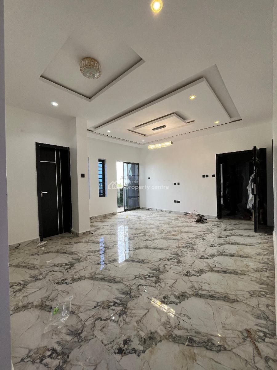 Newly Built 3 Bedroom Apartment in a Very Good Neighborhood, Maryland, Lagos, Flat / Apartment for Sale
