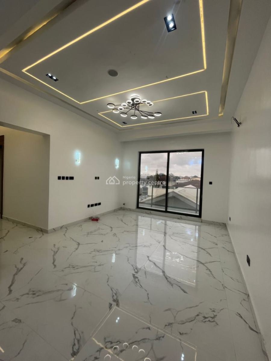 3 Bedroom Apartment, Lekki Phase 1, Lekki, Lagos, Flat / Apartment for Rent