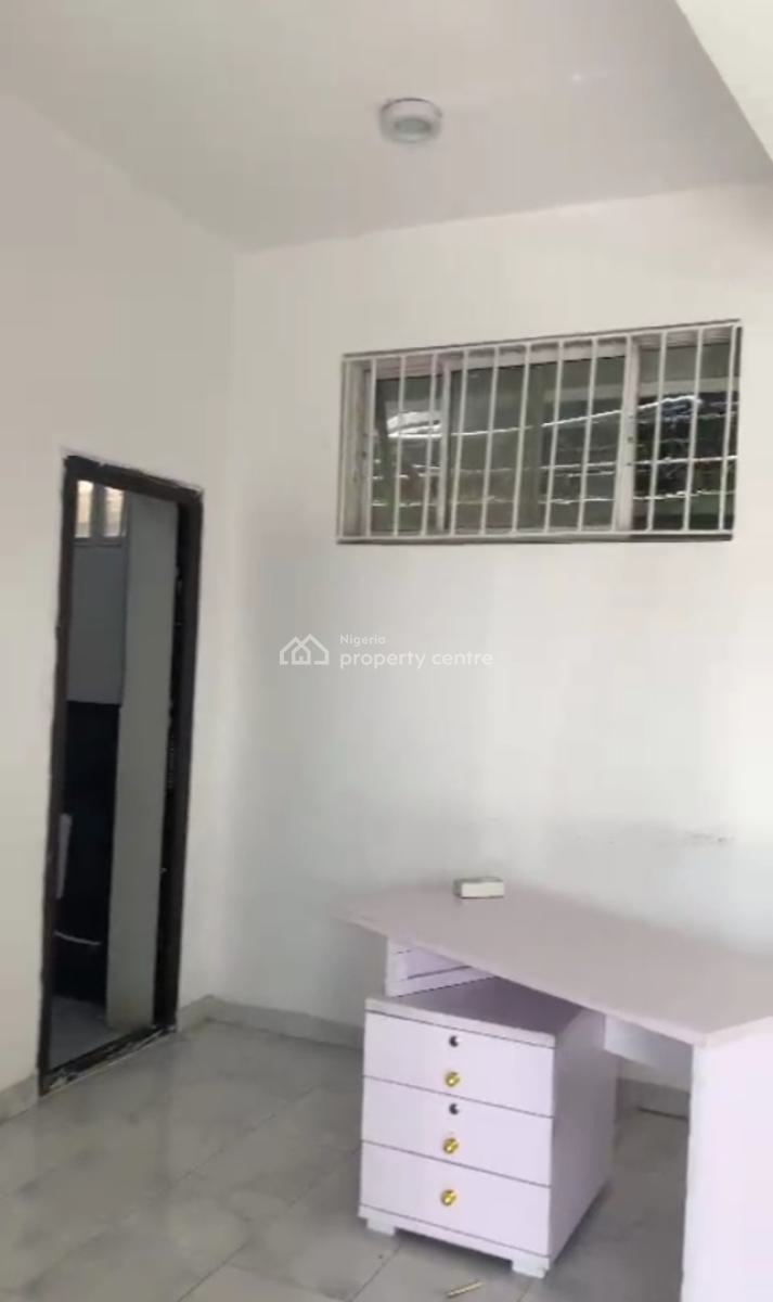 Ensuite Shop downstairs, Igbo Efon, Lekki, Lagos, Shop for Rent
