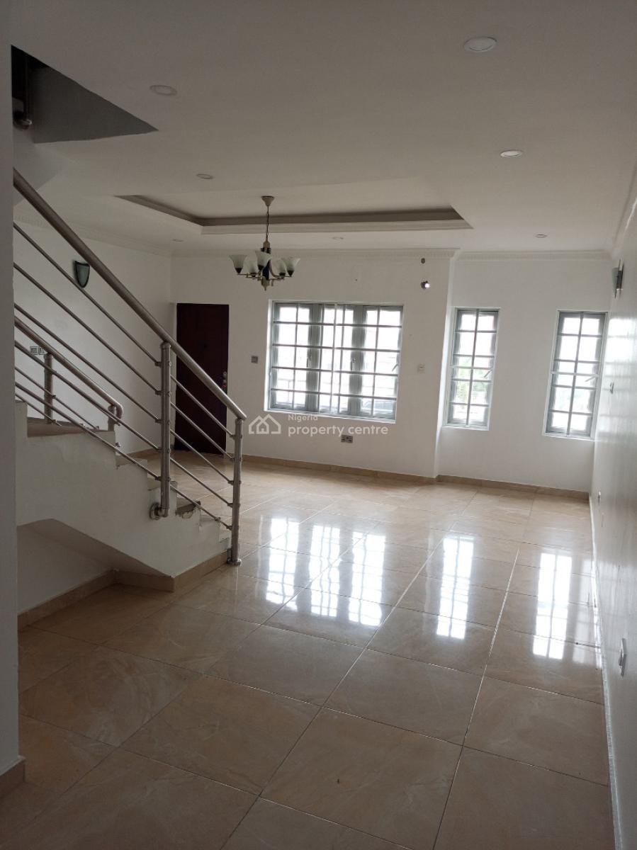 Self Serviced 3 Bedroom Terrace with Bq, Ikate, Lekki, Lagos, Terraced Duplex for Rent