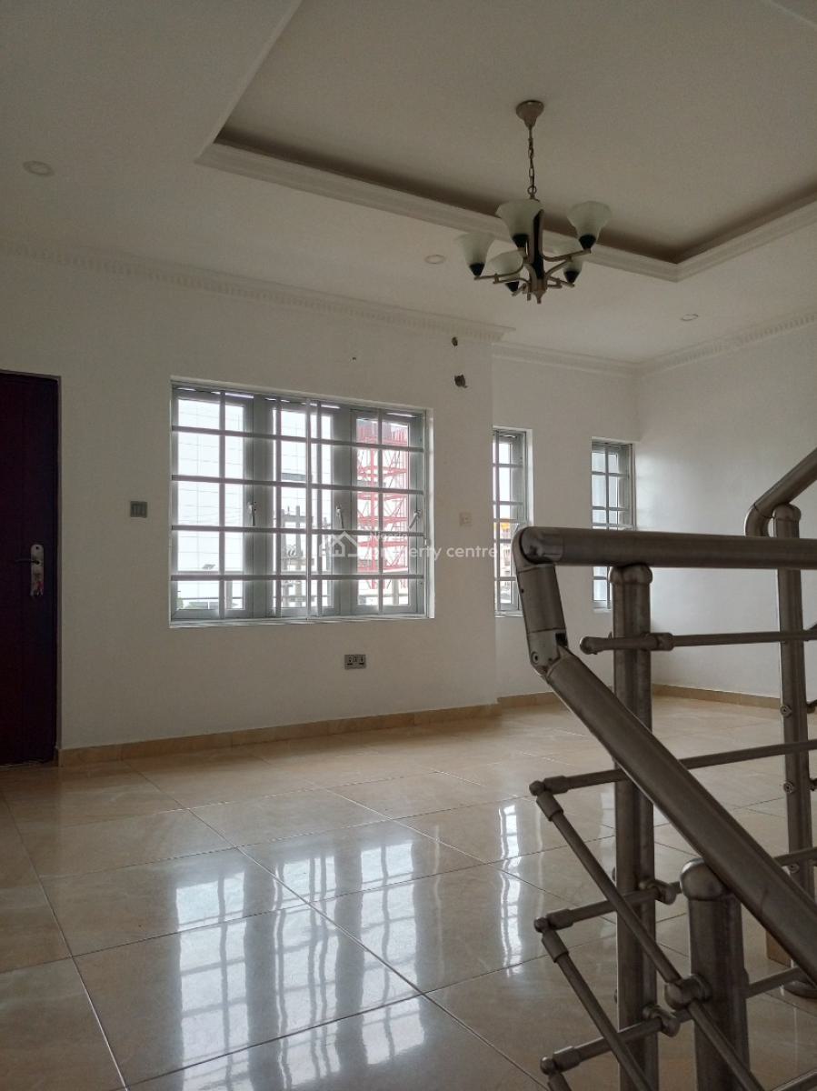 Self Serviced 3 Bedroom Terrace with Bq, Ikate, Lekki, Lagos, Terraced Duplex for Rent
