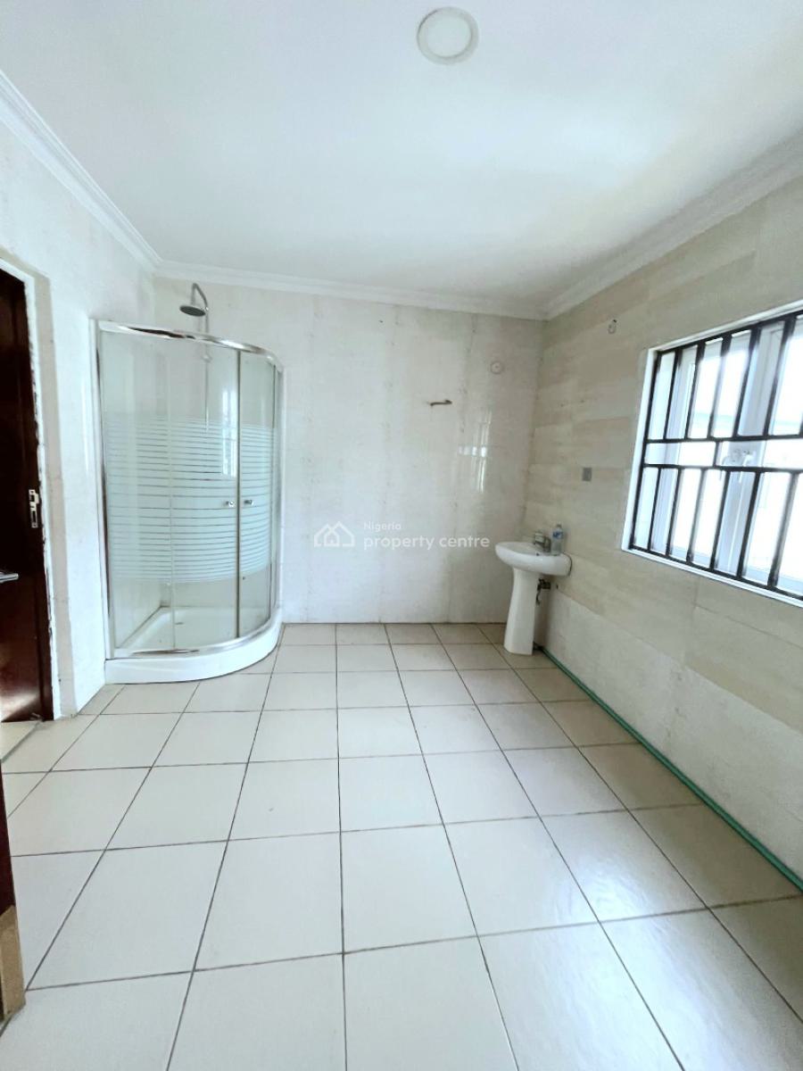 Well Maintained 4 Bedroom Detached, Lekki Phase 1, Lekki, Lagos, Detached Duplex for Rent
