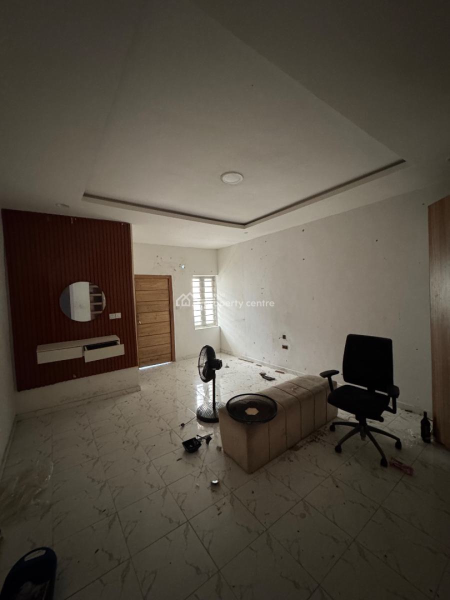 Well Maintained 3 Bedroom Duplex, Ikota, Lekki, Lagos, Terraced Duplex for Rent