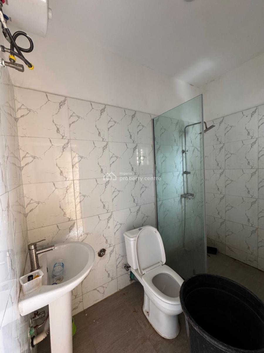 Well Maintained 3 Bedroom Duplex, Ikota, Lekki, Lagos, Terraced Duplex for Rent