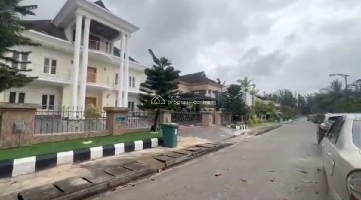 Well Structured Land Measuring 801sqms, Carlton Gate Estate, Chevron Drive, Lekki, Lagos, Residential Land for Sale