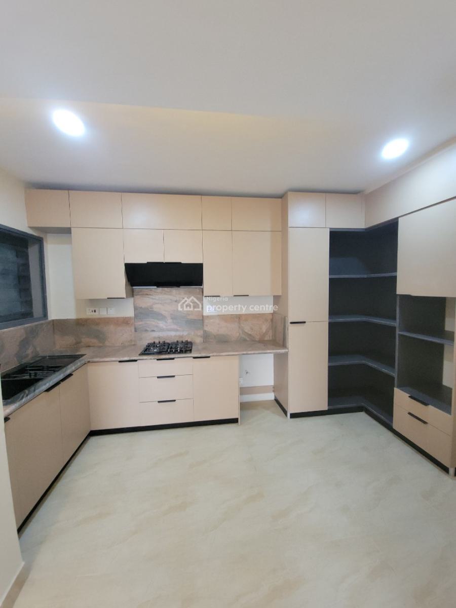 Newly Built 3 Bedroom Flat, Lekki Phase 1, Lekki, Lagos, Flat / Apartment for Sale