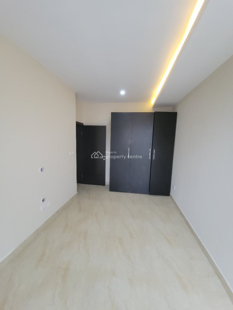 Newly Built 3 Bedroom Flat, Lekki Phase 1, Lekki, Lagos, Flat / Apartment for Sale