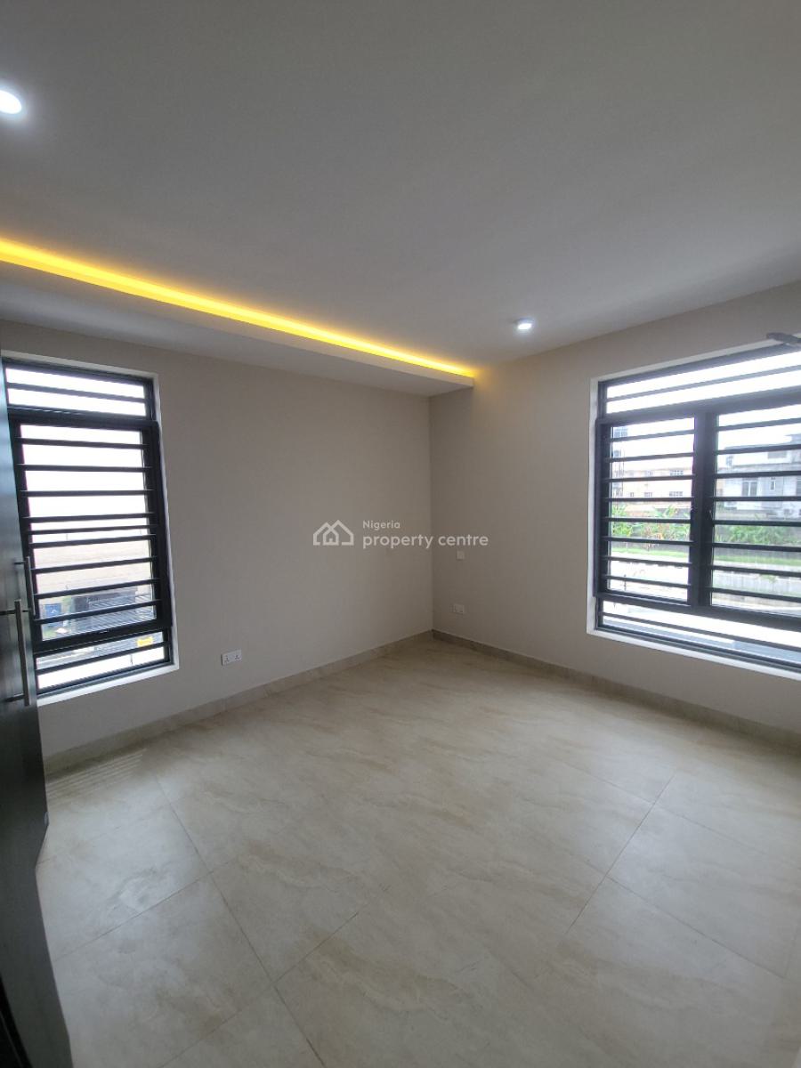 Newly Built 3 Bedroom Flat, Lekki Phase 1, Lekki, Lagos, Flat / Apartment for Sale