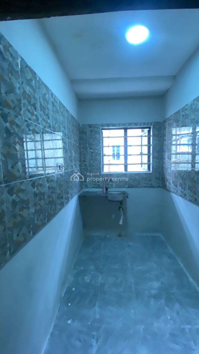 Very Massive One Bedroom in Suruere, Surulere, Lagos, Mini Flat (room and Parlour) for Sale