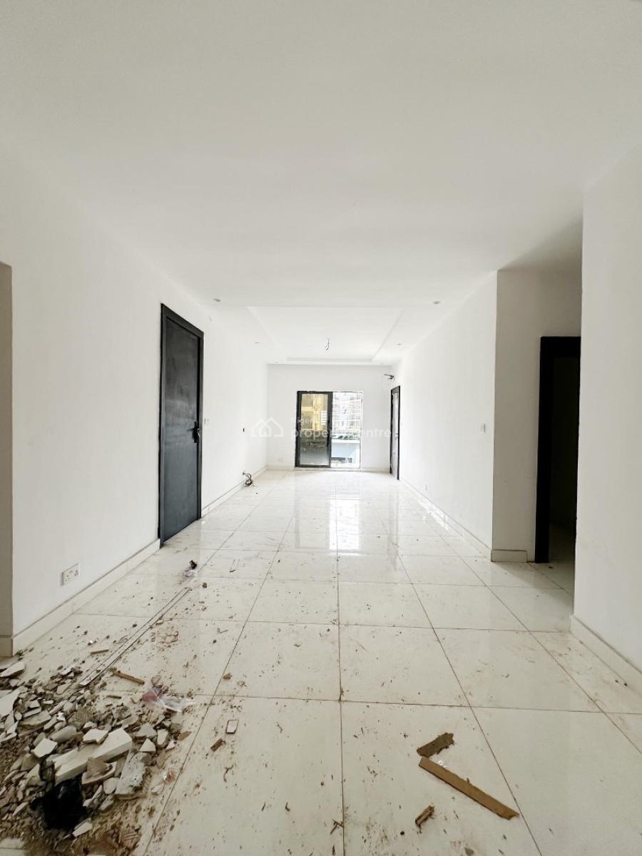 Lovely 2 Bedroom Apartment with Bq, Ologolo, Ologolo, Lekki, Lagos, Block of Flats for Sale