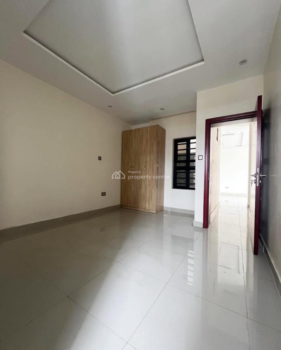 2, Lekki Phase 1, Lekki, Lagos, Flat / Apartment for Rent