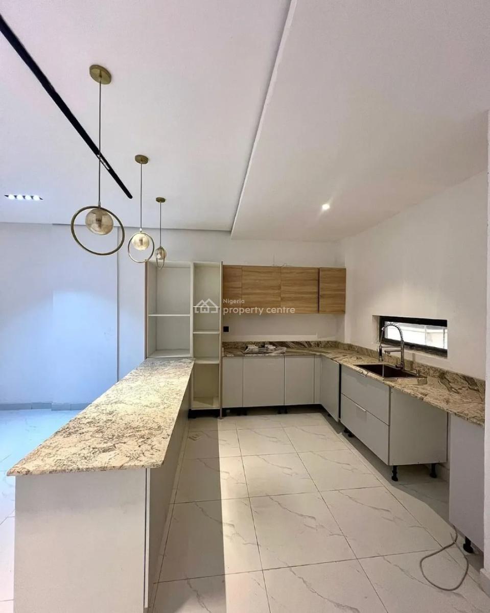 2 Bedroom Apartment, Lekki, Lekki Phase 1, Lekki, Lagos, Flat / Apartment for Sale