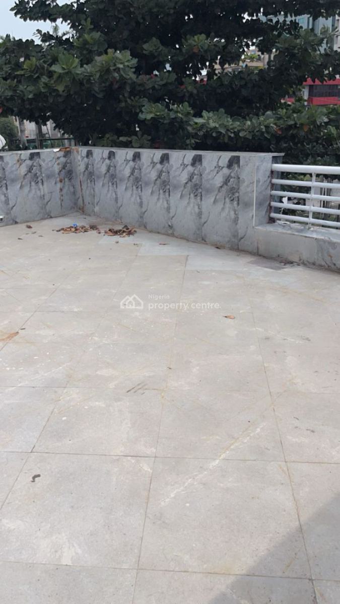 125.5sq Metres Roof Top, Off Sanusi Fafuwa, Victoria Island (vi), Lagos, Commercial Property for Rent