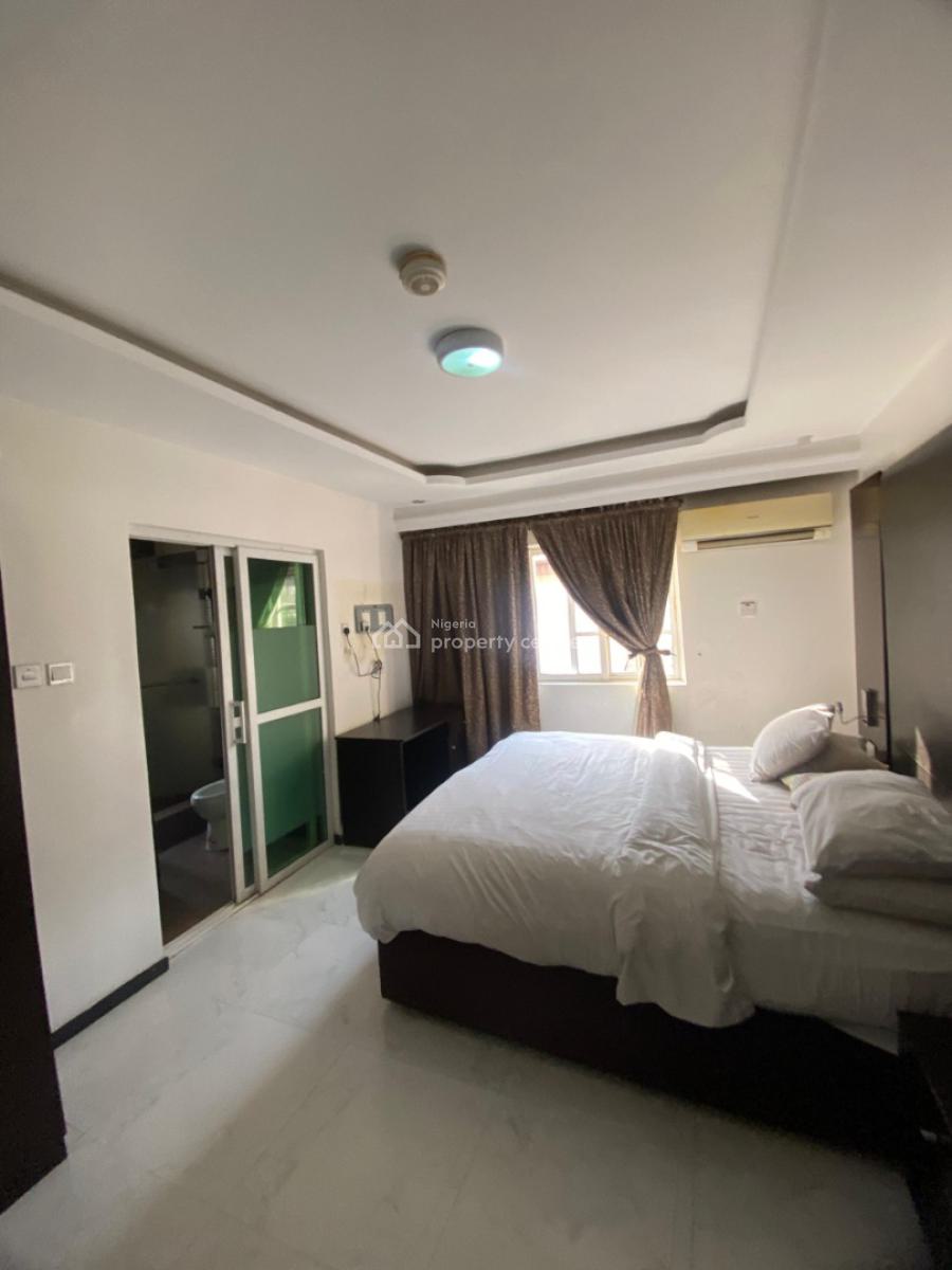 17-room Hotel Space, Lekki Phase 1, Lekki, Lagos, Hotel / Guest House for Rent