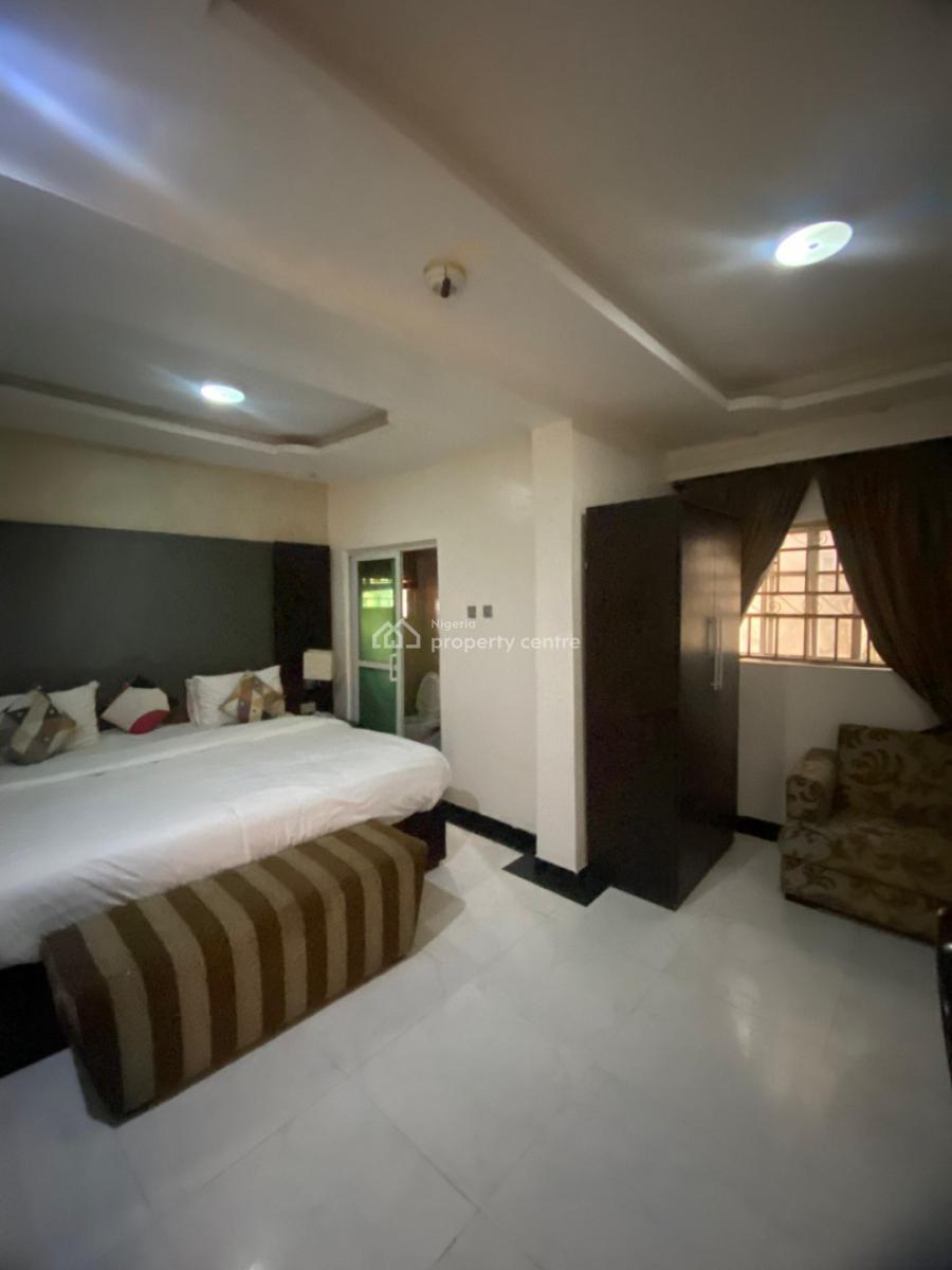 17-room Hotel Space, Lekki Phase 1, Lekki, Lagos, Hotel / Guest House for Rent