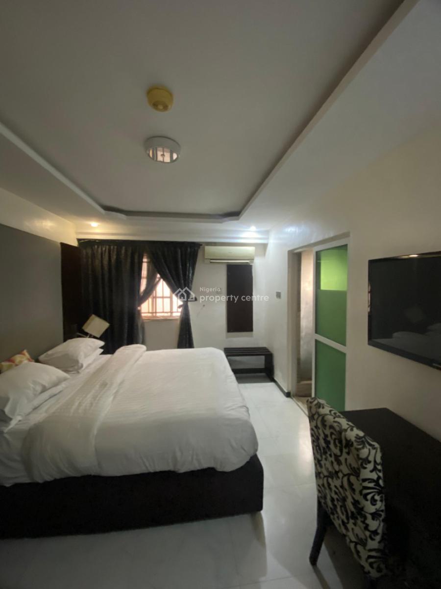 17-room Hotel Space, Lekki Phase 1, Lekki, Lagos, Hotel / Guest House for Rent