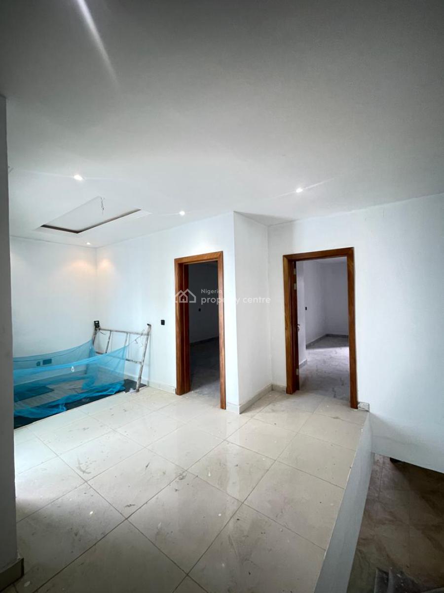 Brand New Serviced 2 Bedroom Maisonette Apartment W/ Gym & Pool, Lekki Phase 1, Lekki, Lagos, Flat / Apartment for Sale