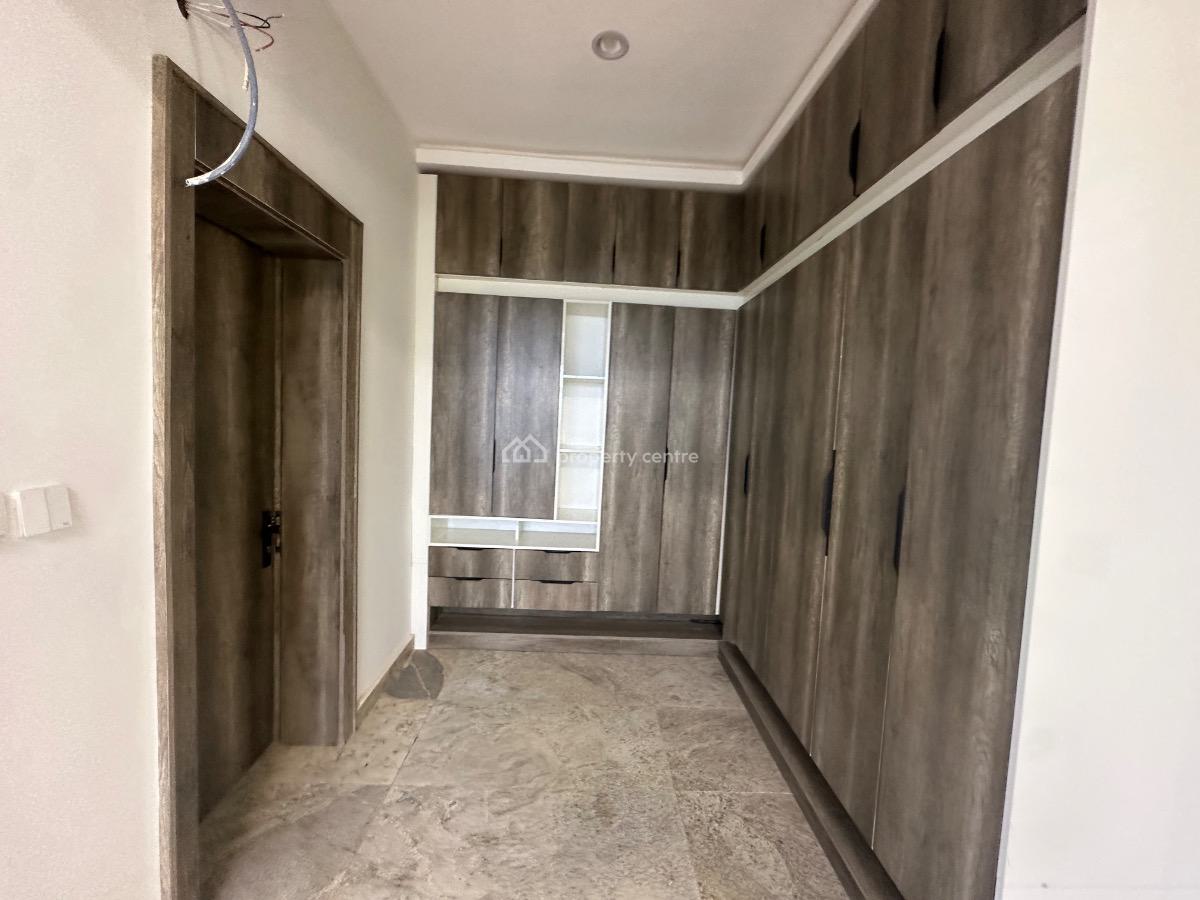 Luxury 7bedroom Detached Duplex with 2bedroom Guest Chalet and Bq, After Amaka Plaza, Guzape District, Abuja, Detached Duplex for Sale