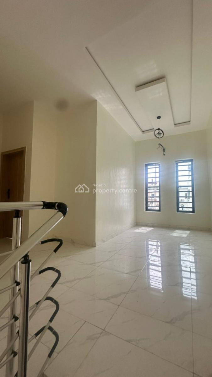 Dour Bedroom Semi Detached with Bq, Vgc, Lekki, Lagos, Semi-detached Duplex for Sale
