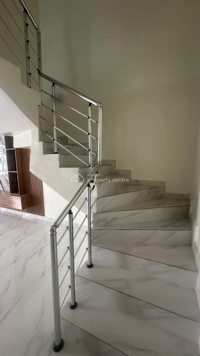 Dour Bedroom Semi Detached with Bq, Vgc, Lekki, Lagos, Semi-detached Duplex for Sale