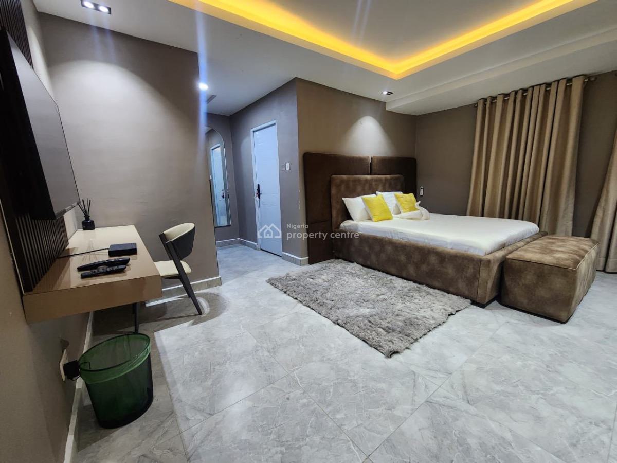 Luxury 2bedroom Apartment, Lekki Phase 1, Lekki, Lagos, Flat / Apartment Short Let