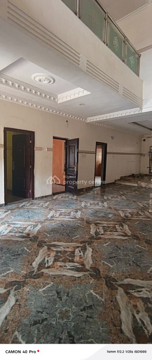 4 Bedroom Mansion Building Self Compound in Lekki, Off Oladimeji Alo Street, Lekki Phase 1, Lekki, Lagos, Semi-detached Duplex for Rent