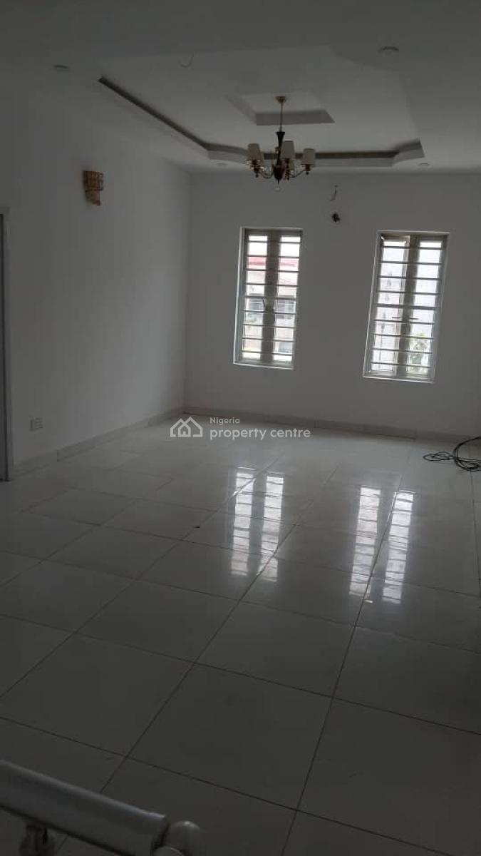 Luxury 4bedroom, Chevron, Lekki, Lagos, Terraced Duplex for Rent