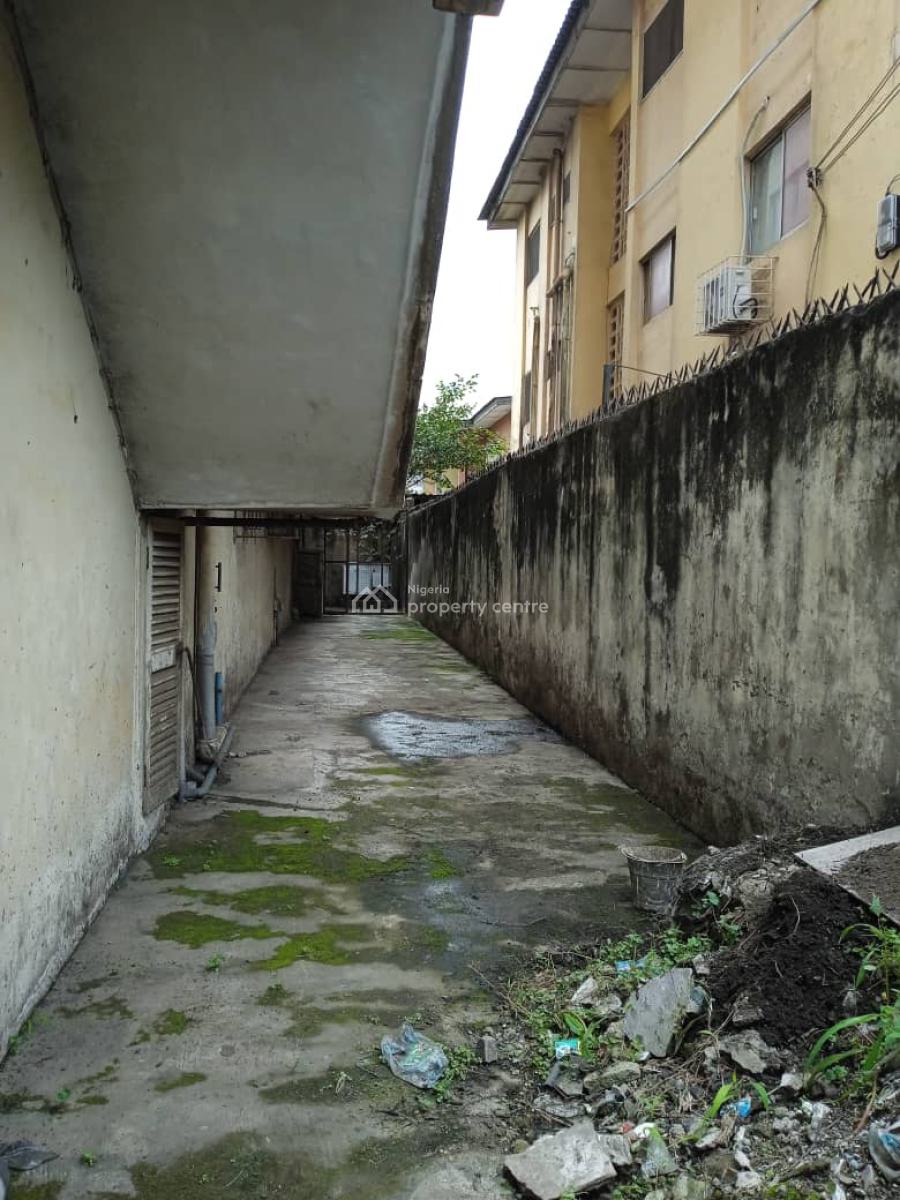 4th  Floor  Vacant Office Building, Ikeja, Lagos, Office Space for Sale