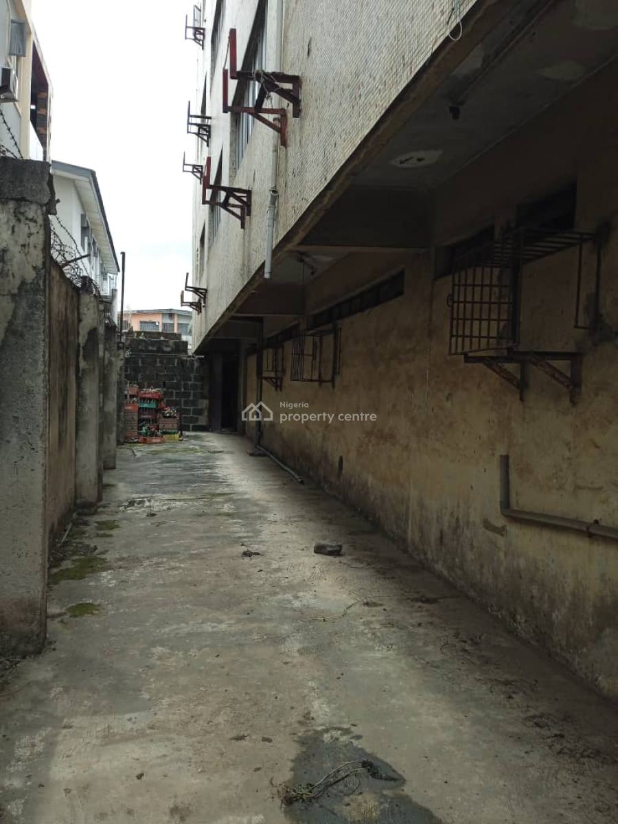 4th  Floor  Vacant Office Building, Ikeja, Lagos, Office Space for Sale