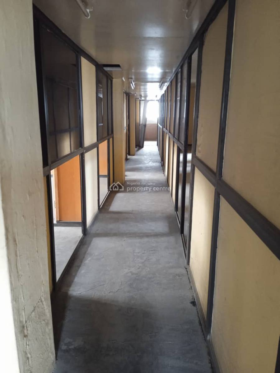 4th  Floor  Vacant Office Building, Ikeja, Lagos, Office Space for Sale