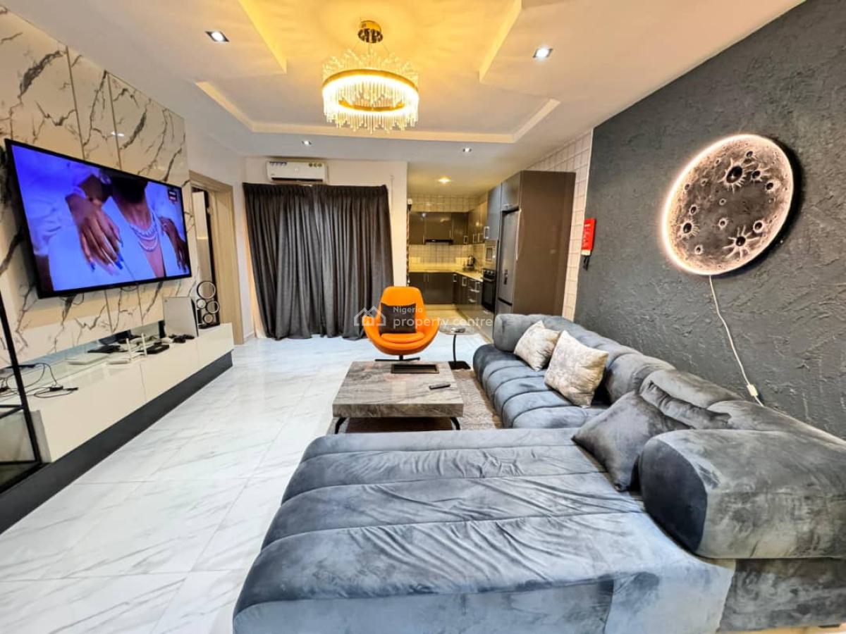 Excellent 1-bedroom Apartment, Lekki Phase 1, Lekki, Lagos, Mini Flat (room and Parlour) Short Let