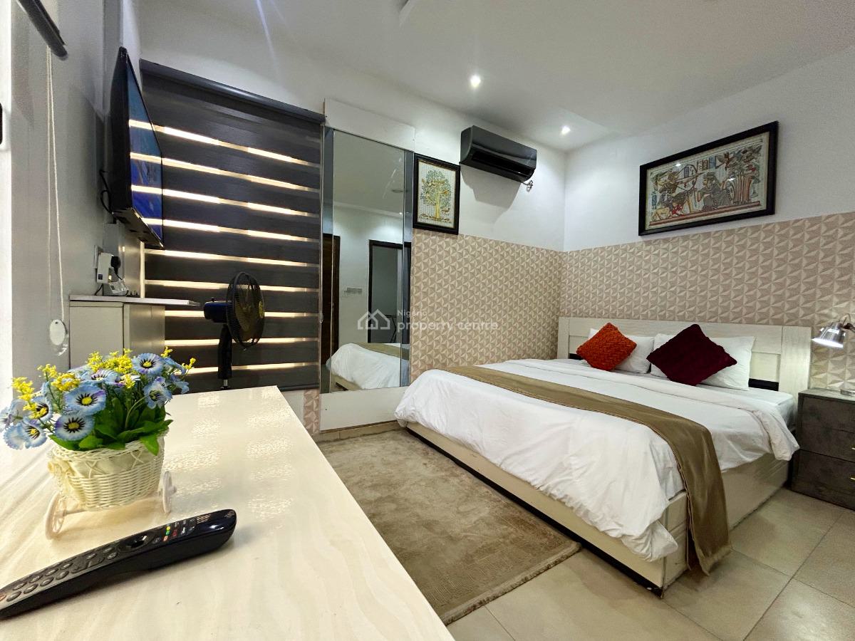 Modern 4 Bedrooms Self Compound with Snooker,dart & Balconies, Off Isaac John Street, Ikeja Gra, Ikeja, Lagos, House Short Let