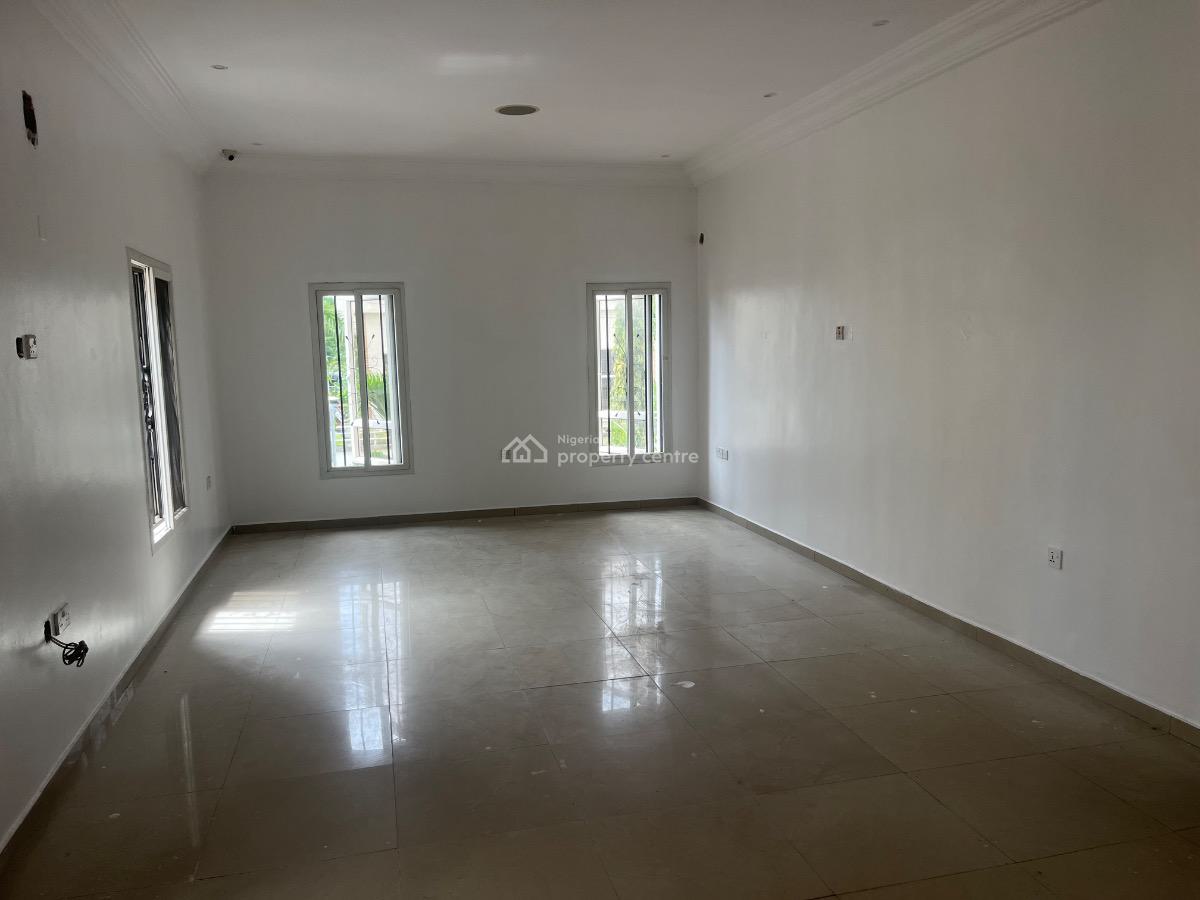 5 Bedrooms Fully Detached with a 2 Rooms Boys Quarters Available, Lekki Phase 1, Lekki, Lagos, House for Rent