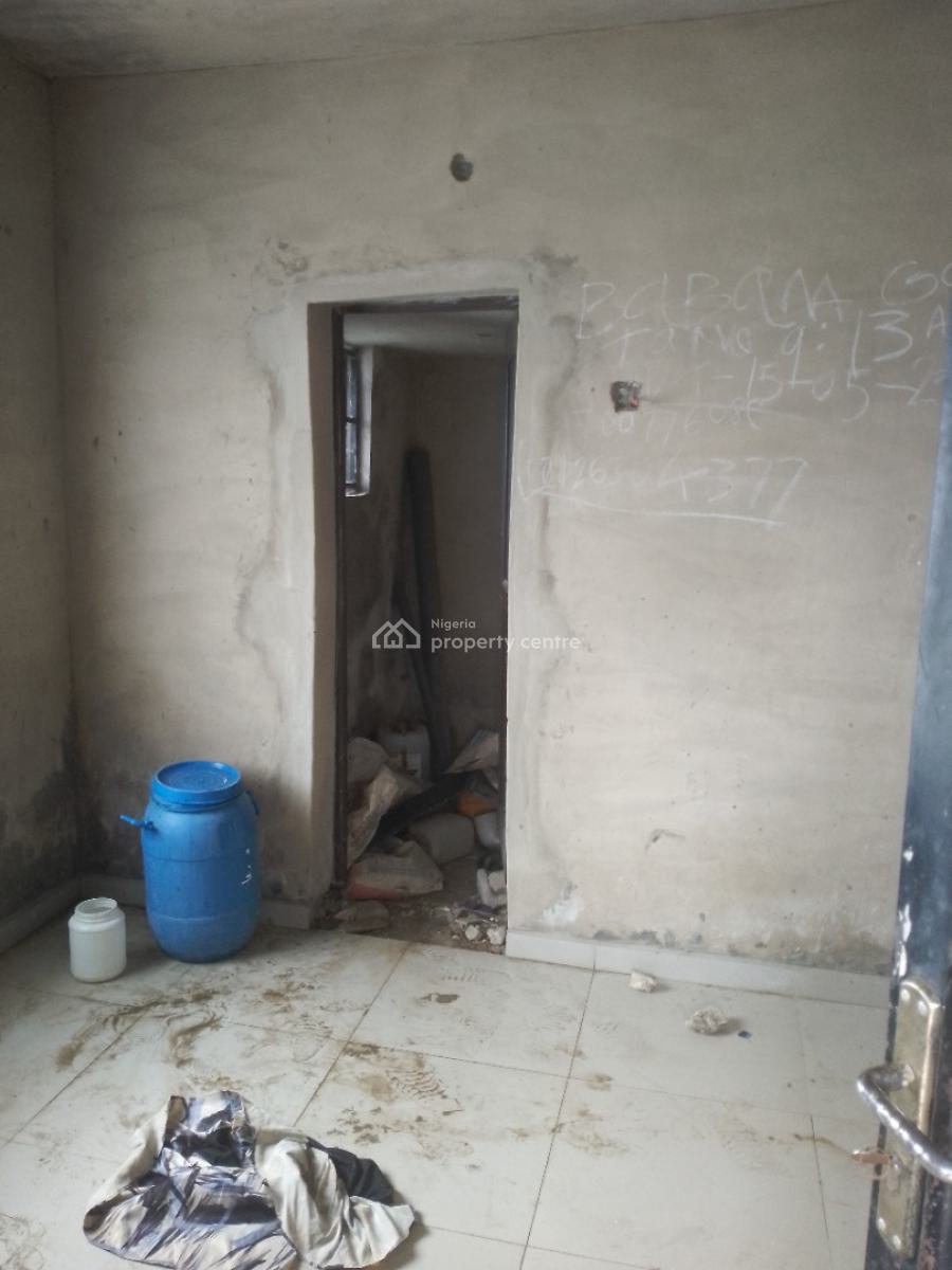 4 Bedroom Duplex with 2 Bq, L.f.i Estate Off Bayeku Road, Igbogbo, Ikorodu, Lagos, Detached Duplex for Sale