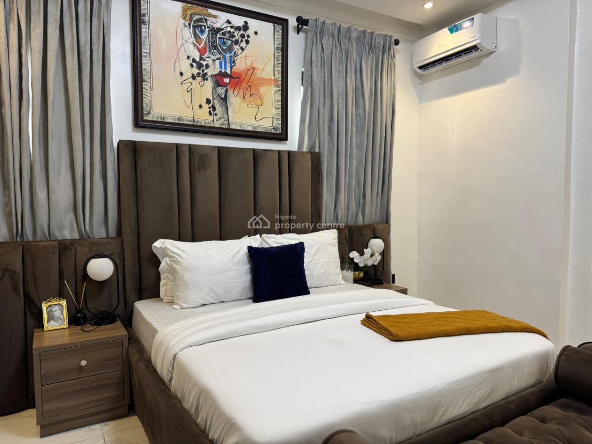Nicely Furnished 2 Bedroom Apartment, Lekki Phase 1, Lekki, Lagos, Flat / Apartment Short Let
