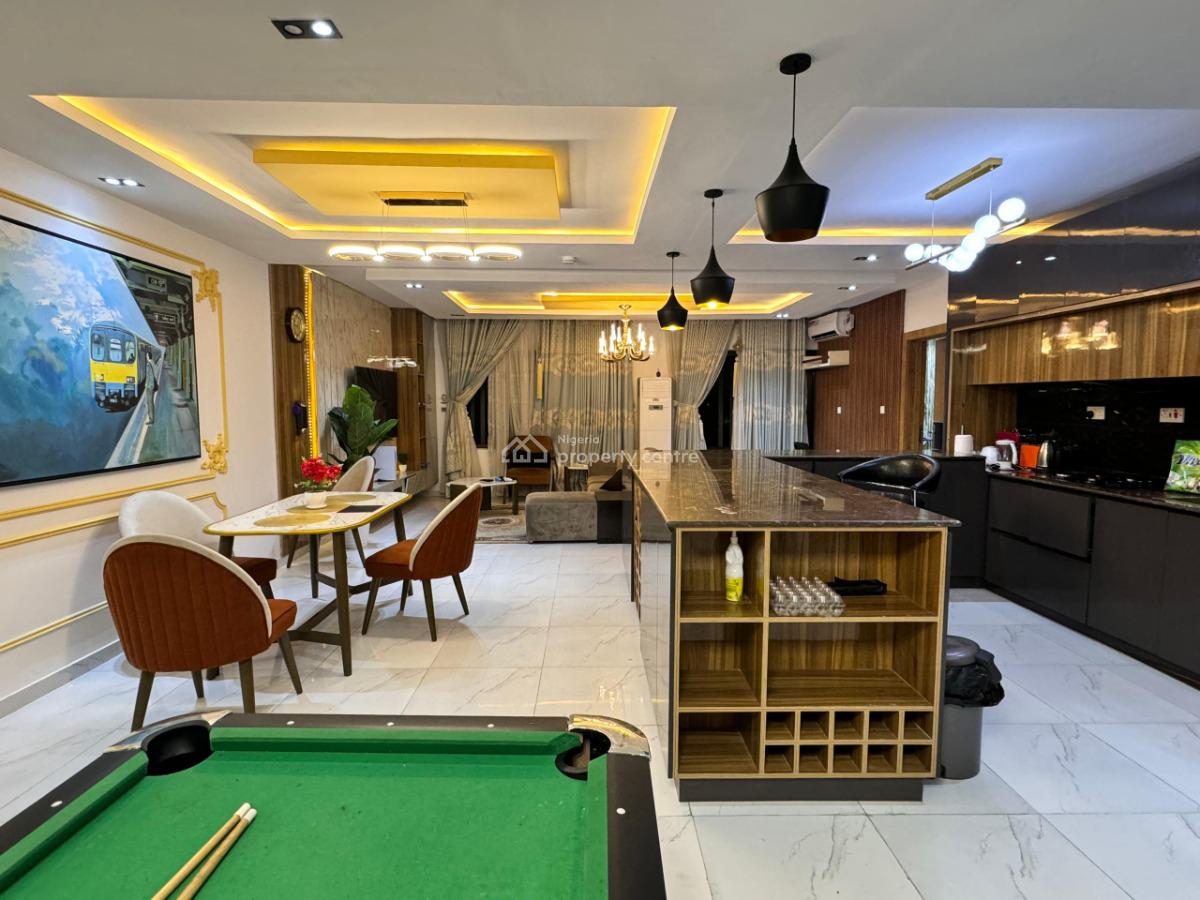 Nicely Furnished 2 Bedroo Apartment, Lekki Phase 1, Lekki, Lagos, Flat / Apartment Short Let