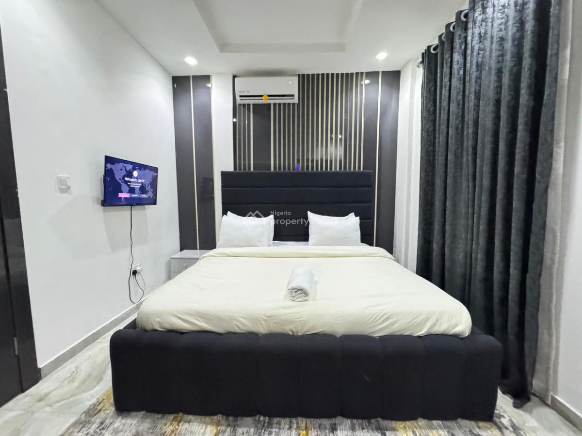 Nicely Furnished 1 Bedroom Apartment, Lekki Phase 1, Lekki, Lagos, Flat / Apartment Short Let