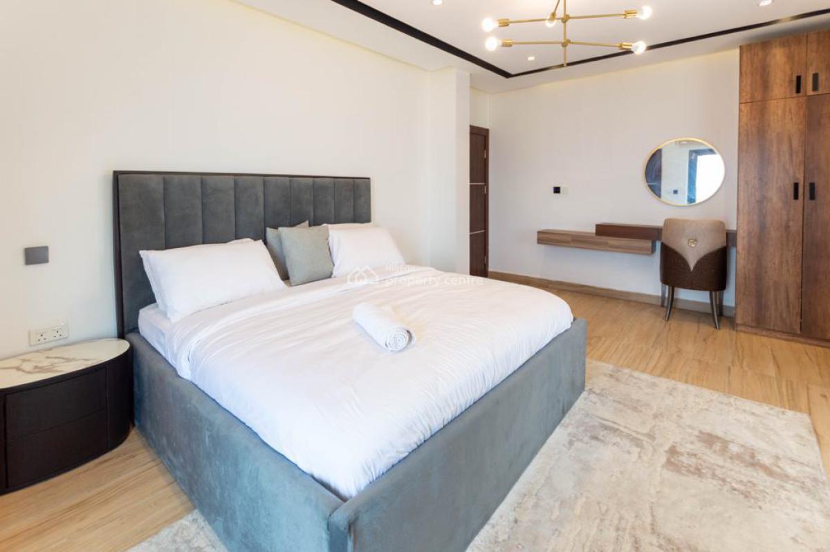 Nicely Furnished 3 Bedroom Apartment, Lekki Phase 1, Lekki, Lagos, Flat / Apartment Short Let