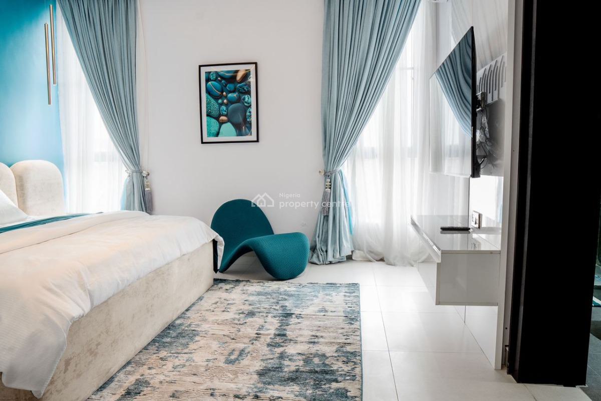 Nicely Furnished 2 Bedroom Apartment, Lekki Phase 1, Lekki, Lagos, Flat / Apartment Short Let