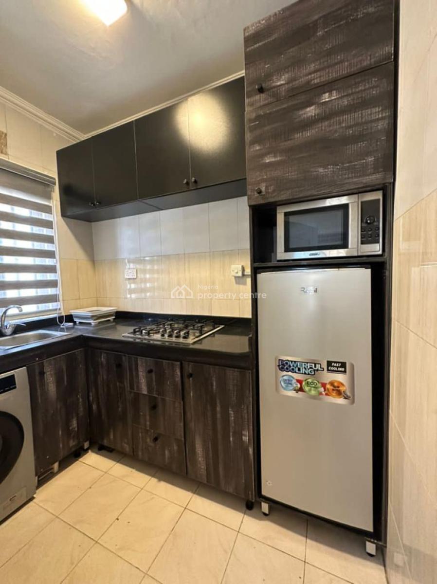 Nicely Furnished 1 Bedroom Apartment, Lekki Phase 1, Lekki, Lagos, Flat / Apartment Short Let