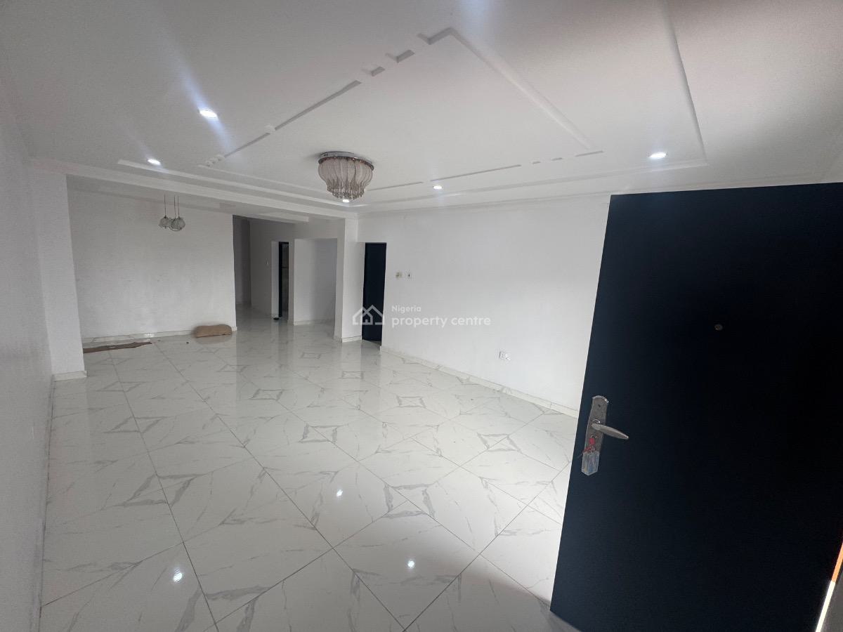 a Super Clean and Spacious 3 Bedroom Apartment, Off Admiralty Way, Lekki Phase 1, Lekki, Lagos, Flat / Apartment for Rent