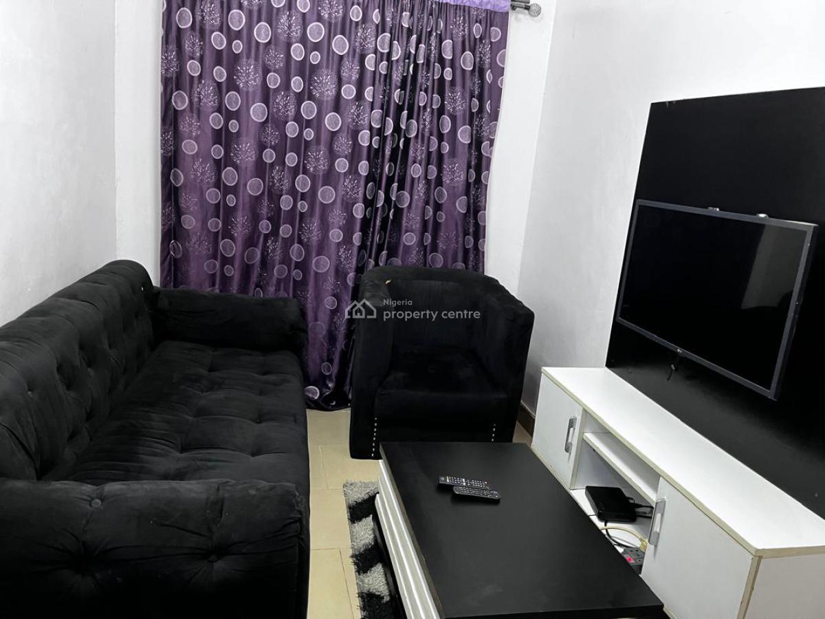 Nicely Furnished 1 Bedroom Apartment, Ajah, Lagos, Flat / Apartment Short Let