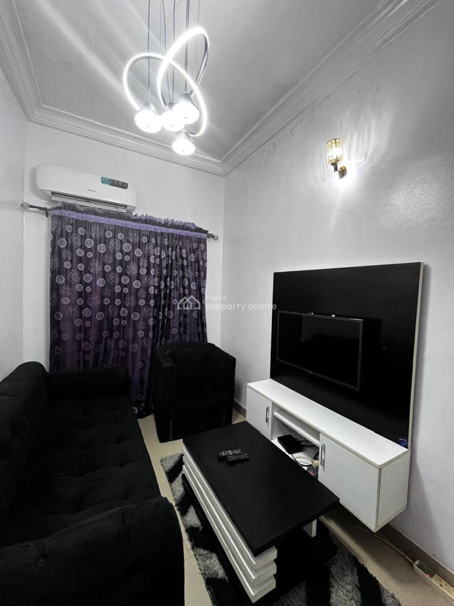 Nicely Furnished 1 Bedroom Apartment, Ajah, Lagos, Flat / Apartment Short Let