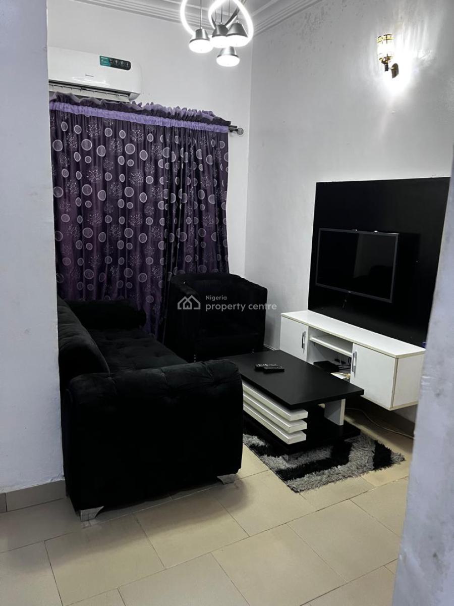 Nicely Furnished 1 Bedroom Apartment, Ajah, Lagos, Flat / Apartment Short Let