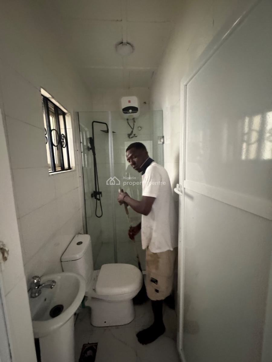 a Luxury Super Clean Room ( Self Contained), Off Admiralty Way, Lekki Phase 1, Lekki, Lagos, Self Contain (single Rooms) for Rent